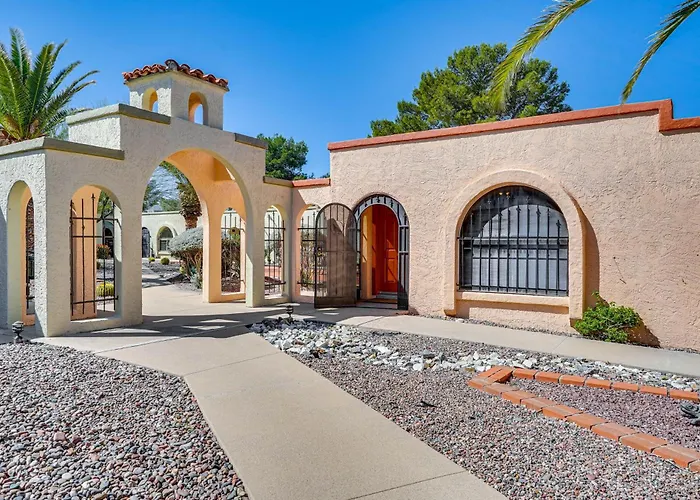 Holiday home Charming Valley Townhome W/ Community Pool!