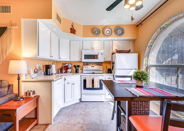 Holiday home Charming Valley Townhome W/ Community Pool! Green Valley